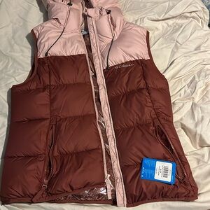 Columbia Vest